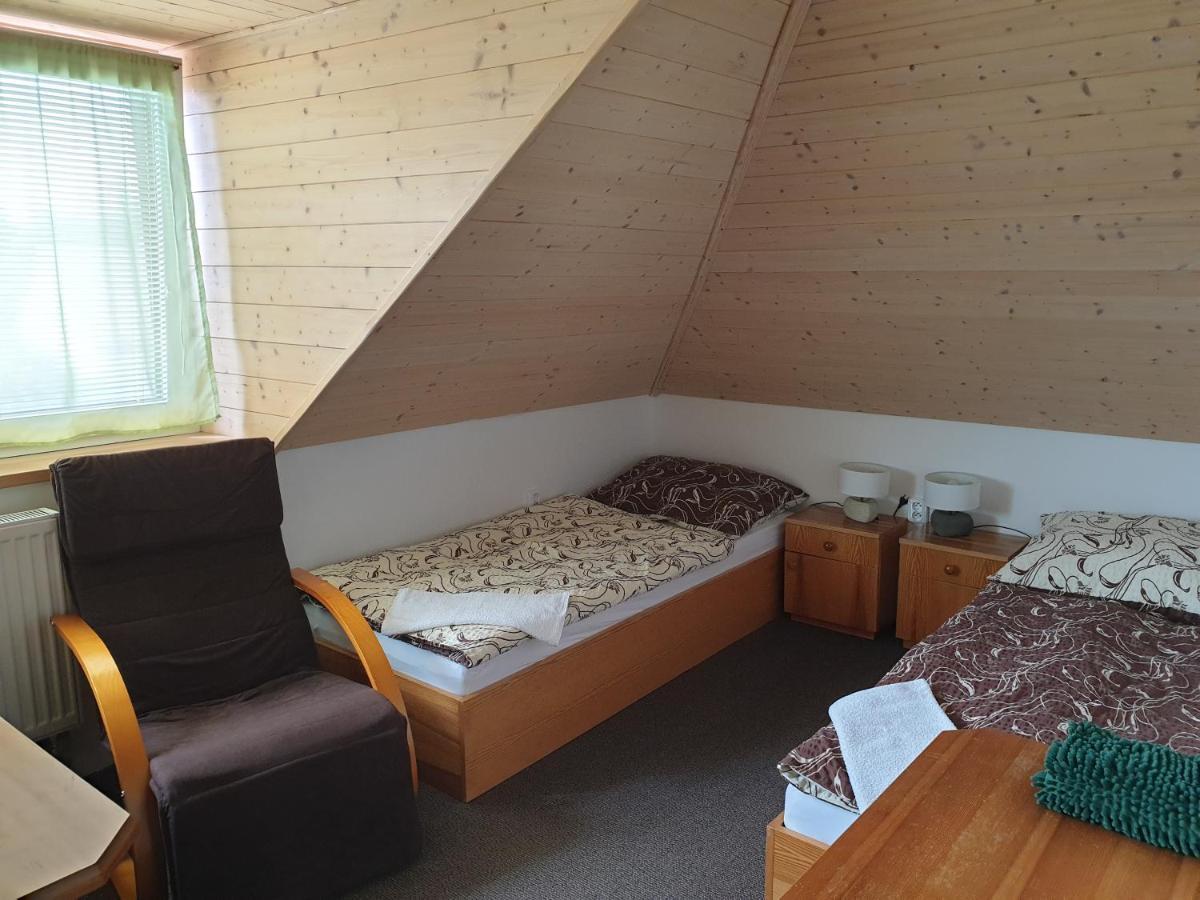 Benatky U Litomysle Homestay *